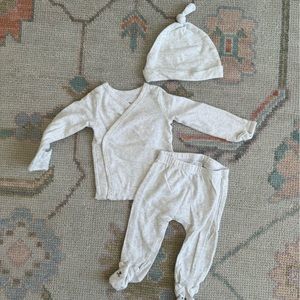 3 Month Gender Neutral Outfit